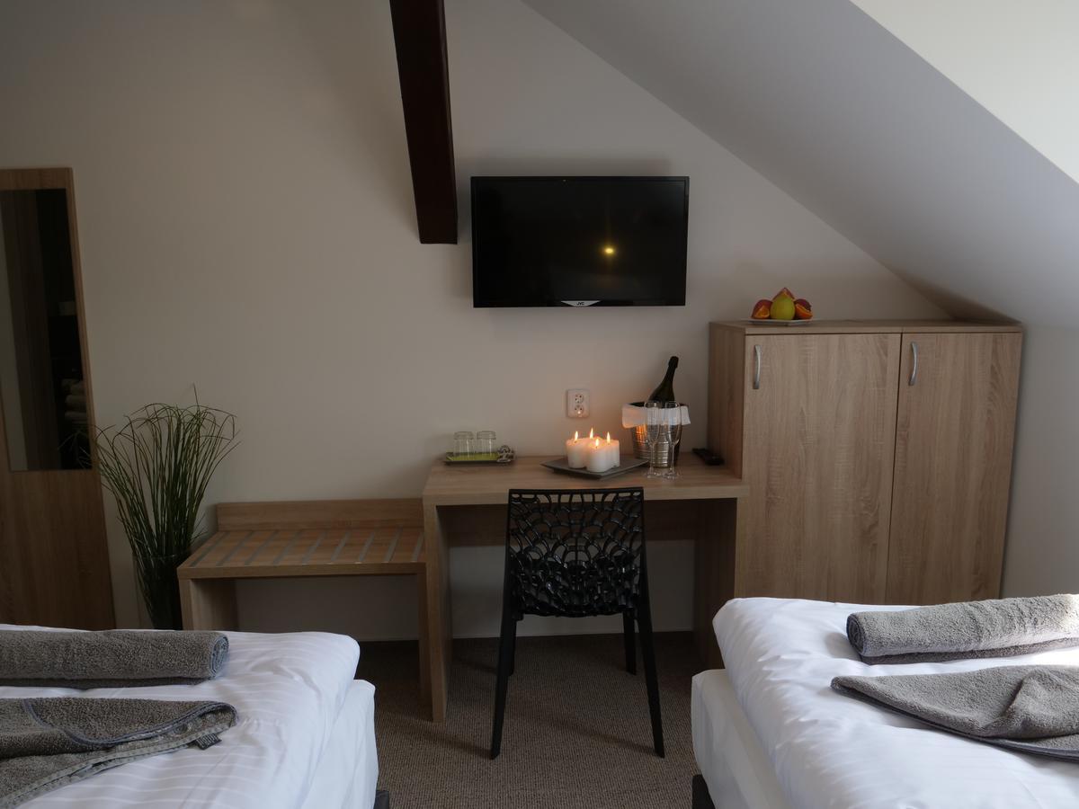 Club Apartments Čeladná Екстериор снимка